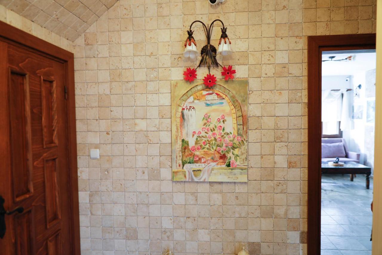 Villa Lotus Butik Otel Сеферихисар Экстерьер фото